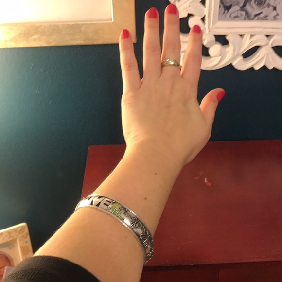 Bangle bracelet - Picture 5 of 5